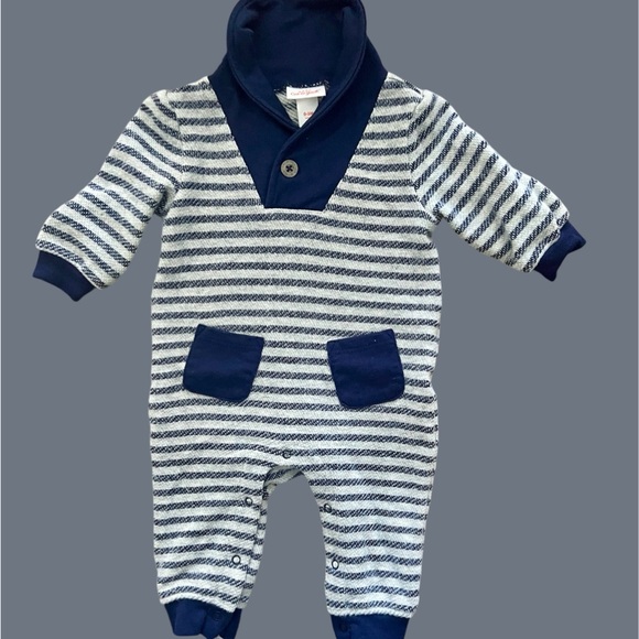 NIKE | Miles BABY | BURT’S BEE & Other Baby Boy Bundle | 0-3 Months | Preowned - Picture 4 of 16